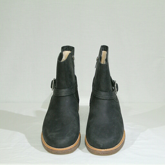 UGG Shoes - Ugg Ankle Boots